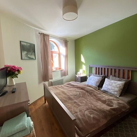 Family Apartment Tale Bagian luar foto