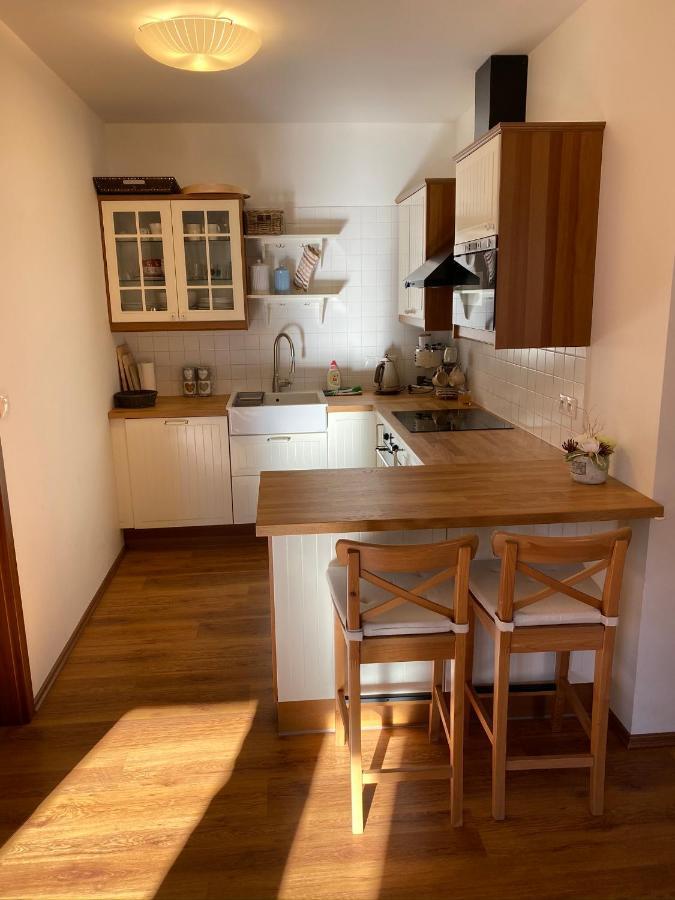 Family Apartment Tale Bagian luar foto