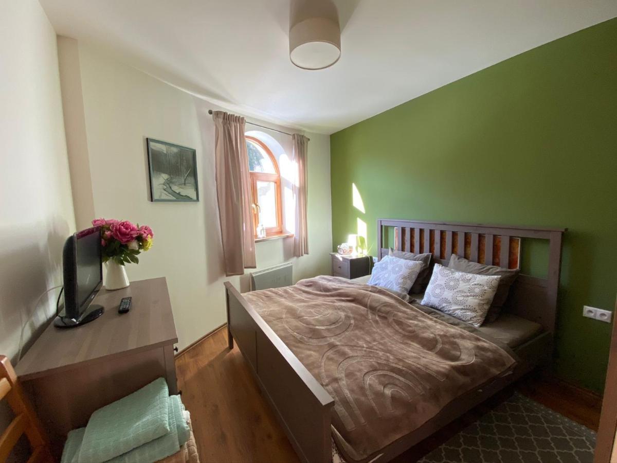 Family Apartment Tale Bagian luar foto