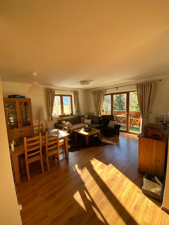 Family Apartment Tale Bagian luar foto