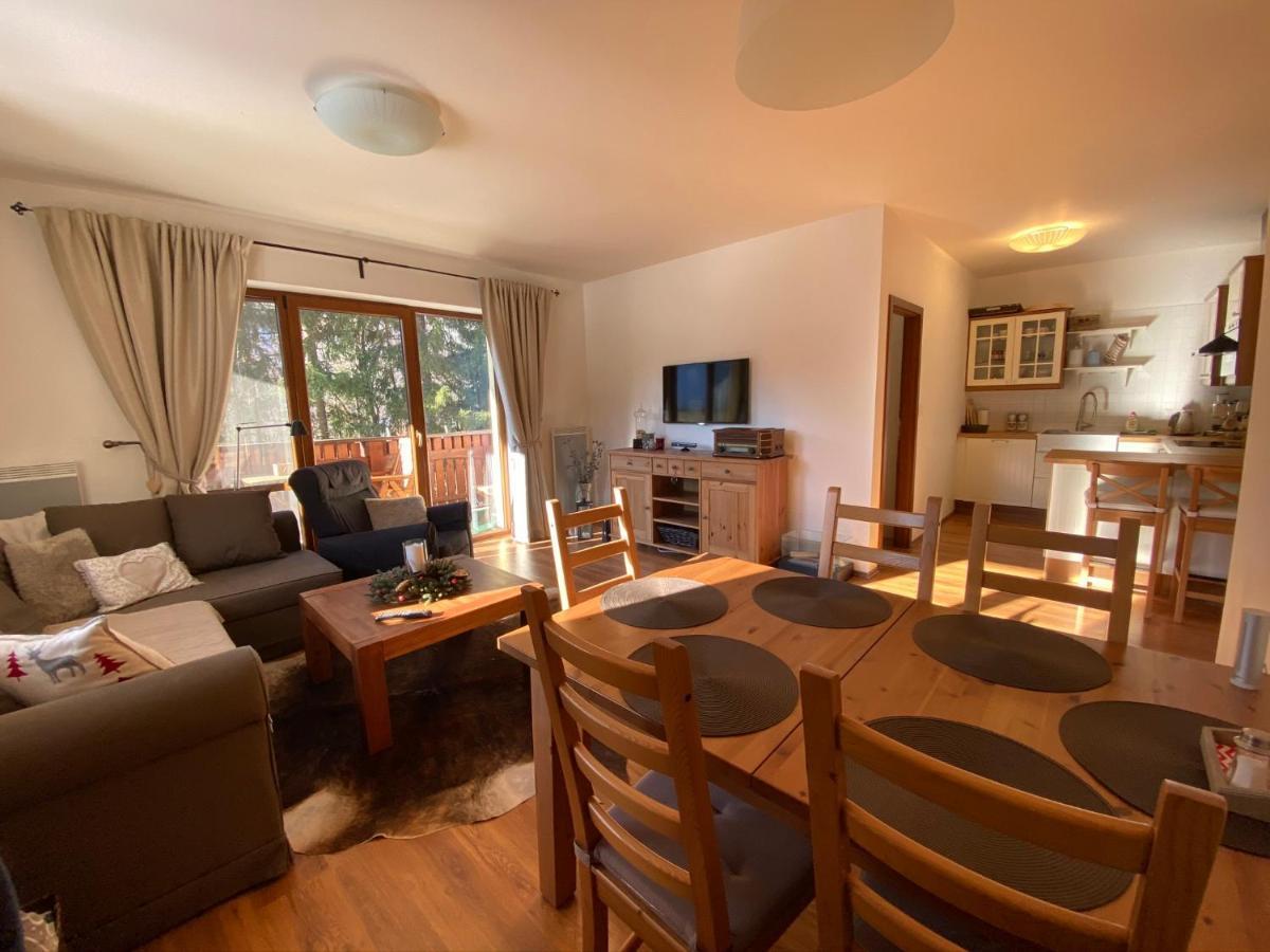Family Apartment Tale Bagian luar foto